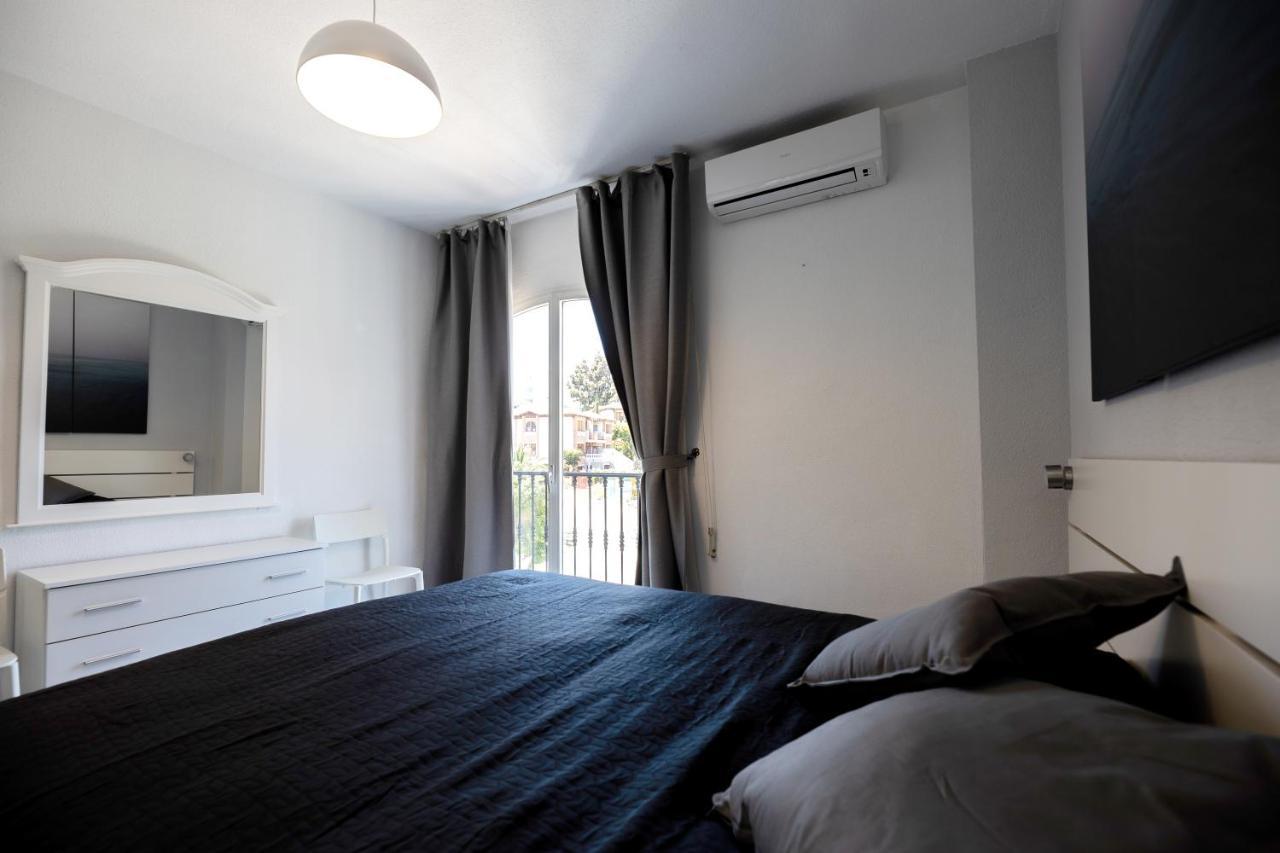 Spacious 2-Bedroom Apartment With Free Parking Sitio de Calahonda Extérieur photo