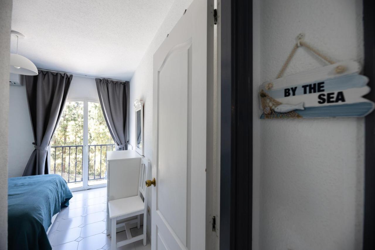 Spacious 2-Bedroom Apartment With Free Parking Sitio de Calahonda Extérieur photo