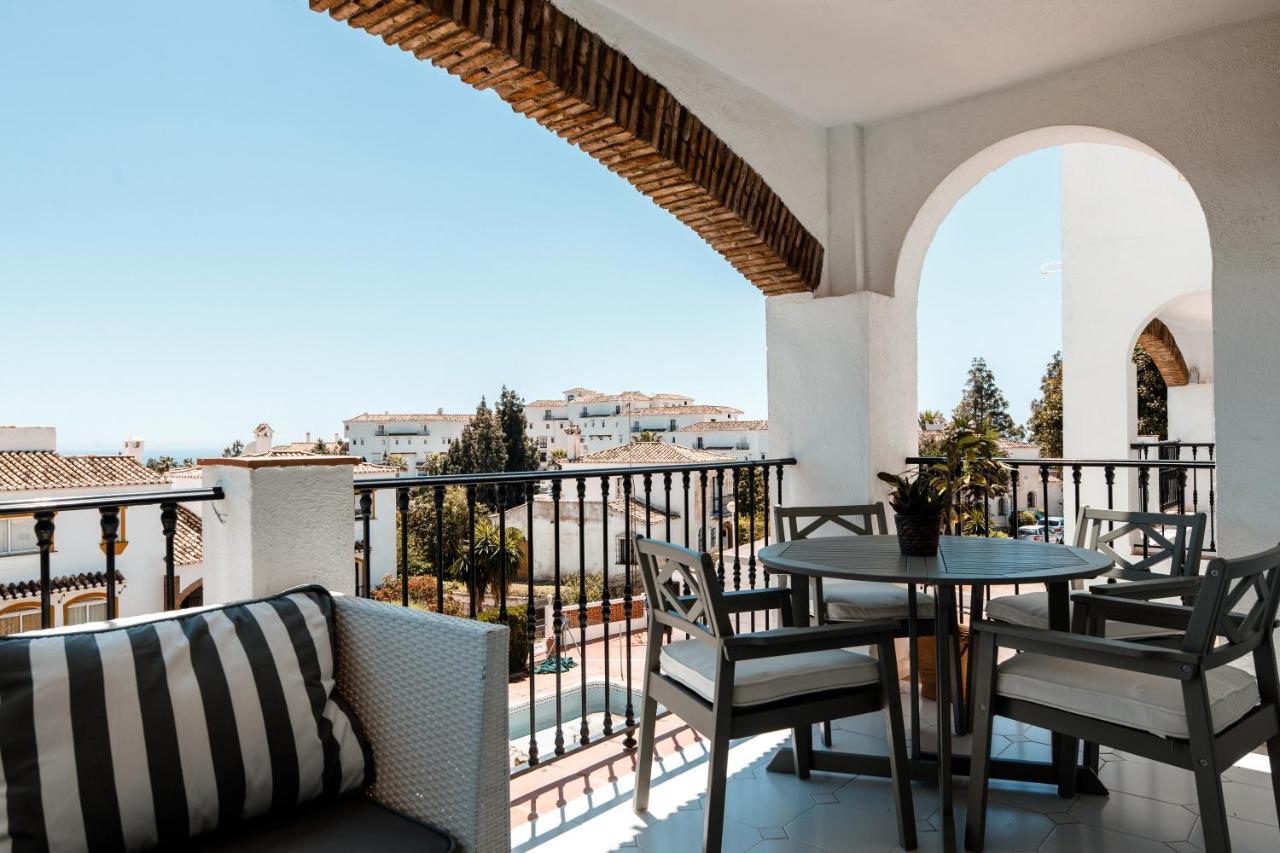 Spacious 2-Bedroom Apartment With Free Parking Sitio de Calahonda Extérieur photo