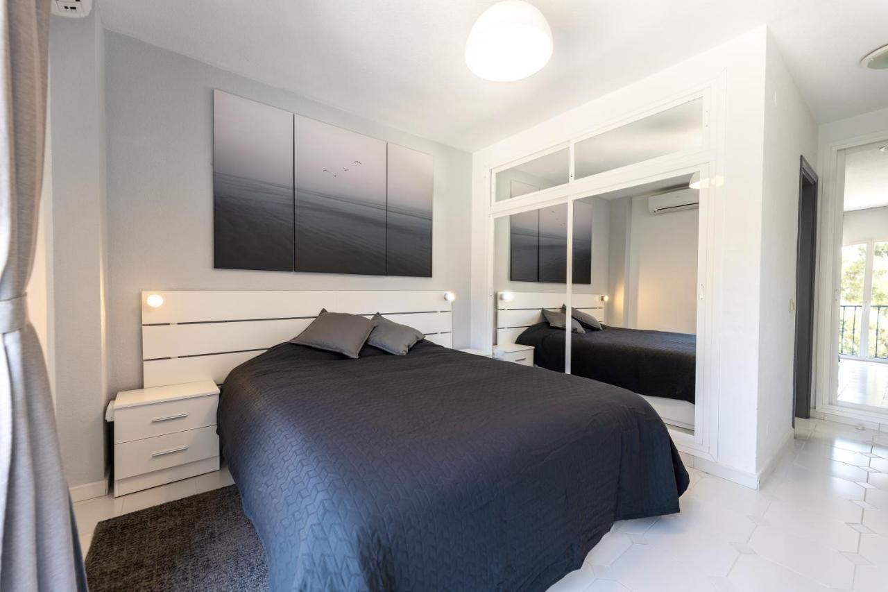 Spacious 2-Bedroom Apartment With Free Parking Sitio de Calahonda Extérieur photo