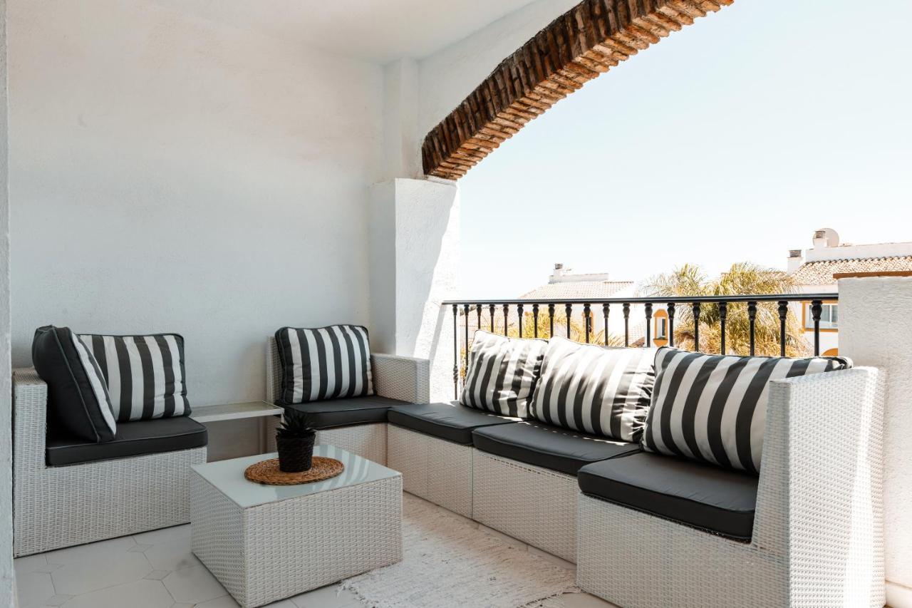 Spacious 2-Bedroom Apartment With Free Parking Sitio de Calahonda Extérieur photo